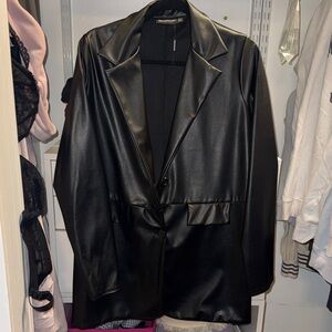 PrettyLittleThing Black Faux Leather Blazer